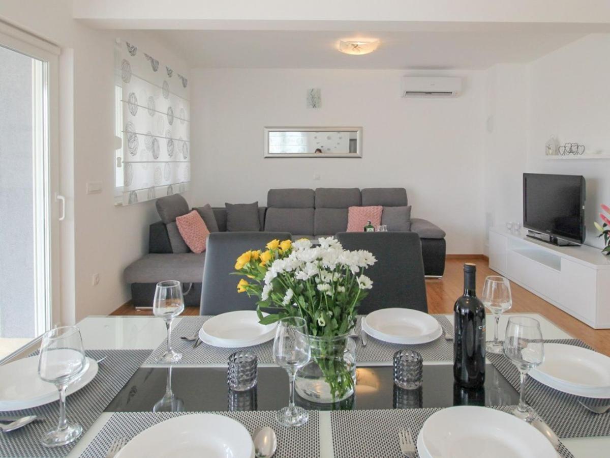 Luxury Xxl Apartment Makarska Exterior foto